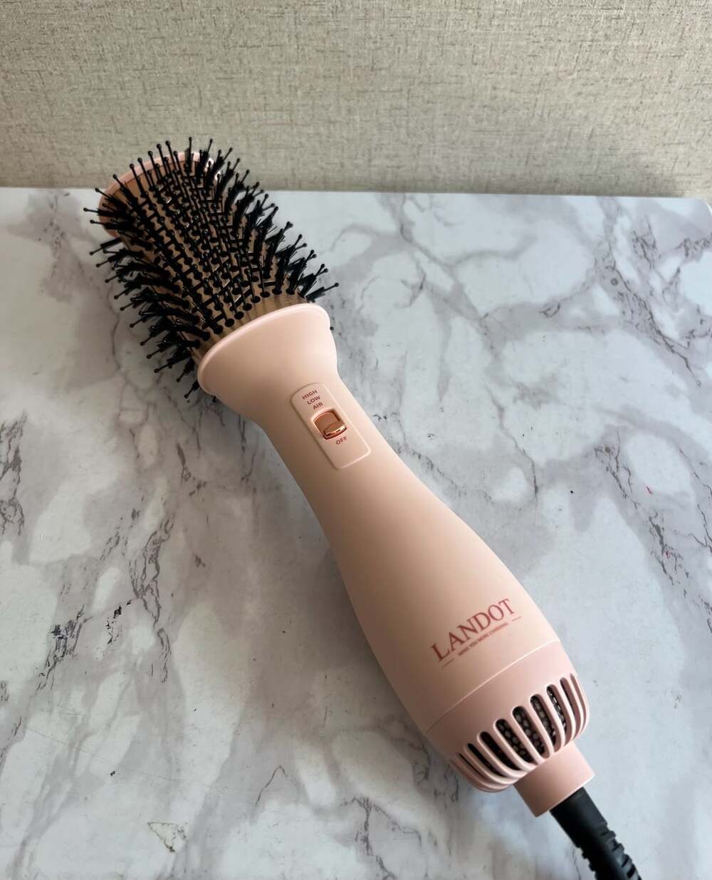 Landot Hot Air Brush SM-5363 One Step Hair Dryer and Volumizer